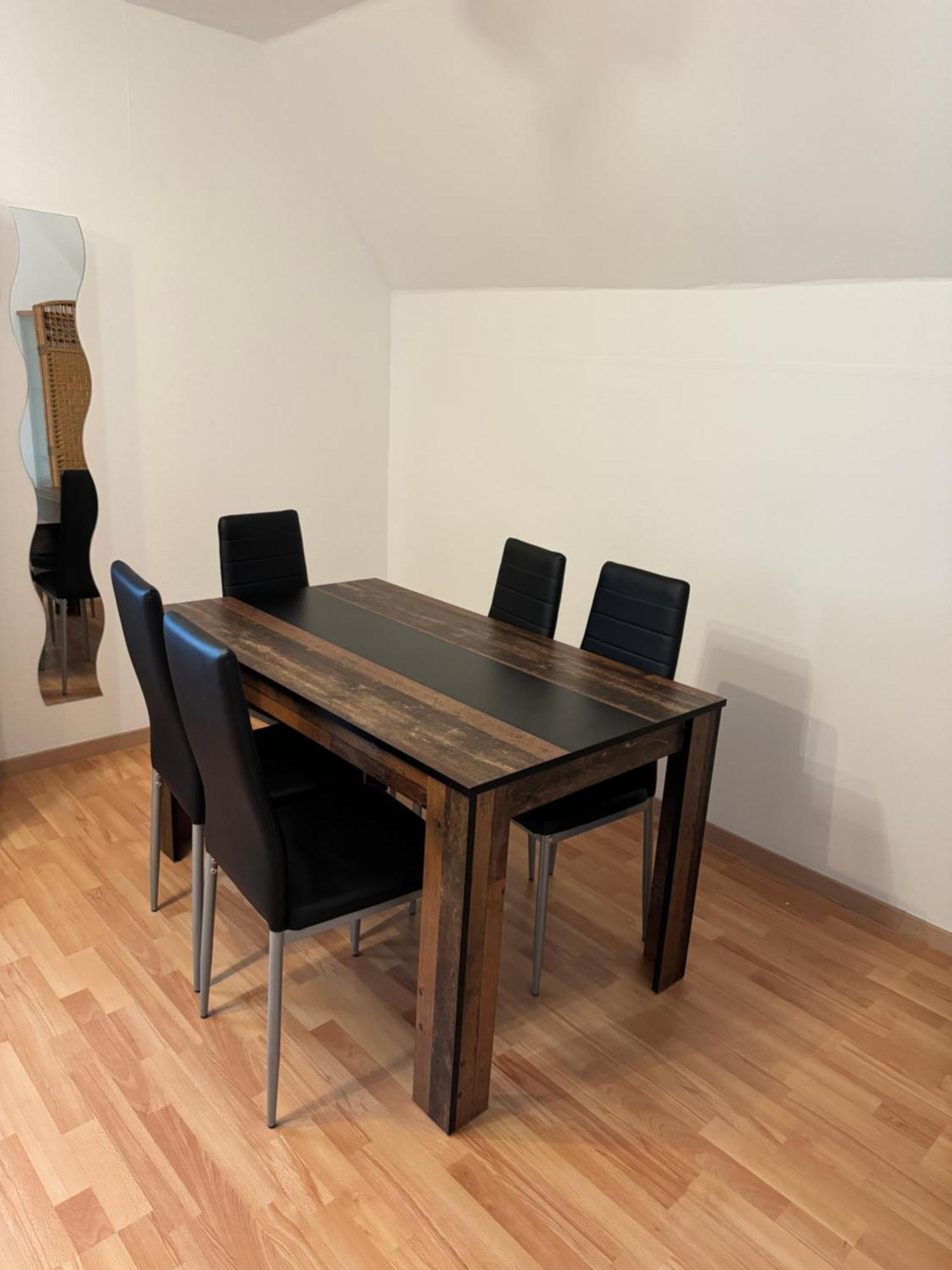 Schoene Wohnung Mit Tv, Wlan Und Kueche - Anna Werne ภายนอก รูปภาพ